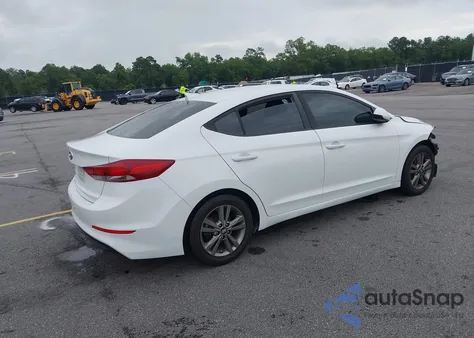 2018 Hyundai Elantra Sel z USA, uszkodzony, nr VIN 5NPD84LF2JH263225